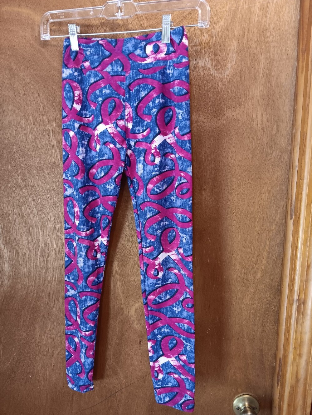 LuLaRoe Pink Ribbon Print Blue Leggings